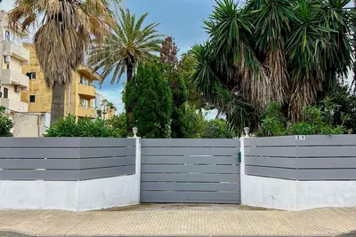 Traditional Mallorcan house 70 meters from the beach!