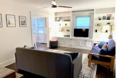 Image de Cozy Craftsman ‘05 near downtown | Pet Friendly!