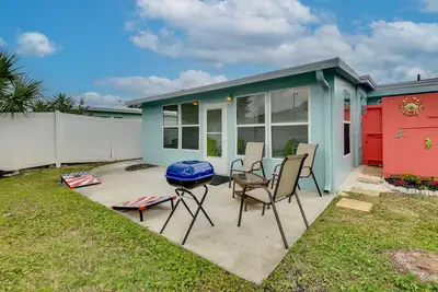 Image de Ormond Beach Vacation Rental - Walk to Ocean!