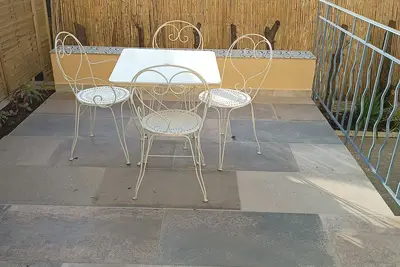 Image de Appartement T2 50 m2, proche plage, port et centre-ville.