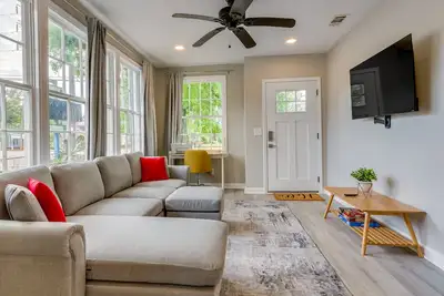 Image de Pet-Friendly Pensacola House Rental: 3 Mi to Beach