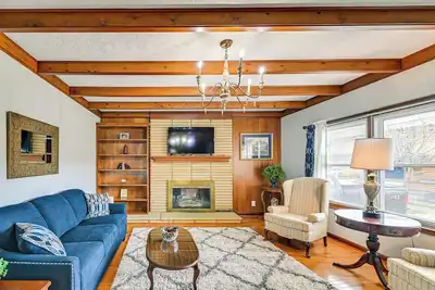 Image de Downtown Paintsville Vacation Rental!