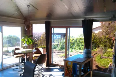 Image de Bright studio guesthouse with panoramic views