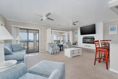 Image de Mama's Dream | Oceanfront | Diamond Shoals Condos | Nags Head | Sleeps 6