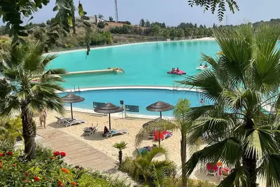 Image de Stunning Modern 2 Bedroom Apartment - Alcazaba Lag