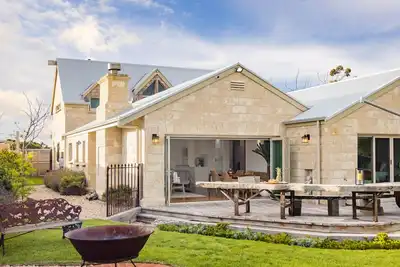 Image de Luxurious Homestead Retreat in Tulka