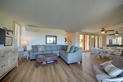 Image de Ekahi 27a: Priceless Ocean View from a Private Lanai