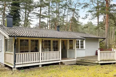 Image de Maison de vacances pour 6 a YNGSJÖ-By Traum