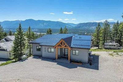 Image de Fairmont Peak Cabin | Pet Friendly | Pool Table