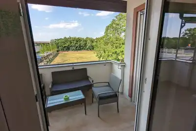 Image de Ferienwohnung 2. og - 70 qm - mit Garten - Dirket am Bahnhof