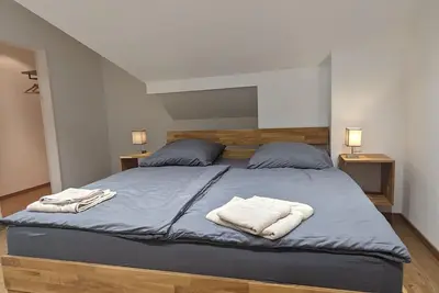 Image de Ferienwohnung 3. og 70 qm - mit Balkon - Dirket am Bahnhof