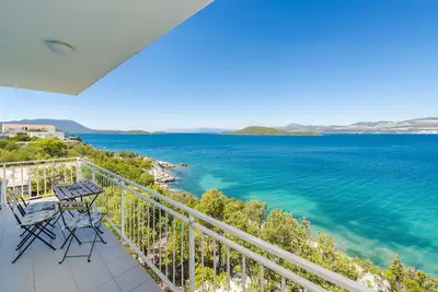 Image de Apartment Alenka 3 - beachfront, 10 m from the sea