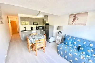 Image de Studio cabine rénové pour 4 personnes – Proche des plages