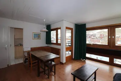 Image de 300m du centre station, 3ème étage, balcon, télévision, casier à ski, 40m², Tignes