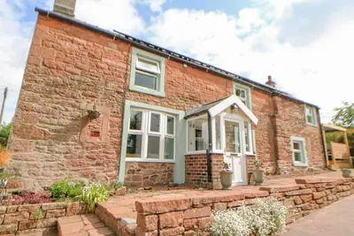 Image de Rock Cottage, pet friendly, with hot tub in Penrith