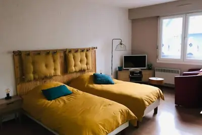 Image de Charmant studio, parking privé, ascenseur et balcon