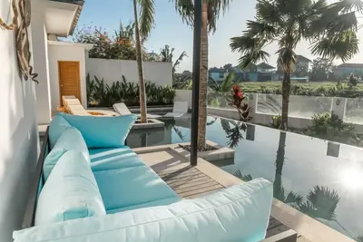 Image de Elegant and modern 4 bedrooms villa pool view