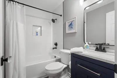 Image de 2 Bed Townhouse * Fenced Yard * Dog Friendly * Fox Den C