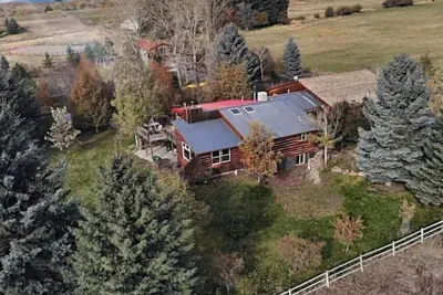 Image de Event space, Mountain views, Spa, Rural life