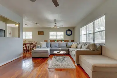 Image de Sunny Fort Walton Beach Vacation Rental w/ Yard!