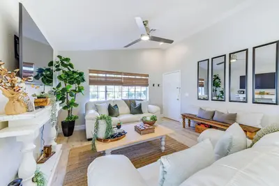 Image de Updated Gilbert Home w/ Covered Patio