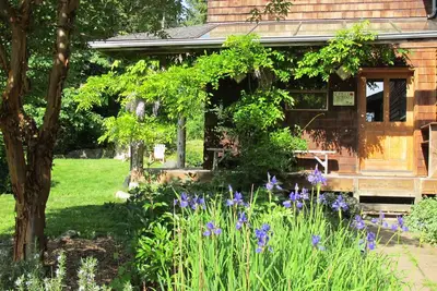 Image de Quadruple-Salle de bain et douche-Standard-Farm House Suite