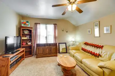 Image de Rural Minnesota Apartment w\/ Fire Pit