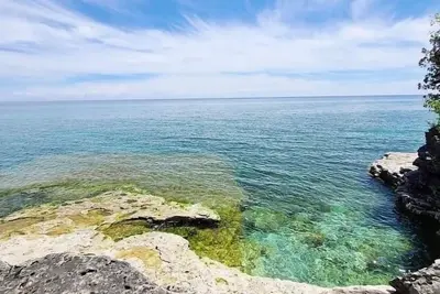 Image de Between 2 Lakes-Relaxing Vacation Near Adventure