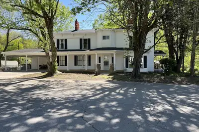 Image de 803 historic home in Windrock 
