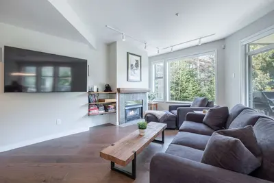 Image de Large deck | Private Hot Tub | Bbq | Pet friendly