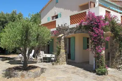 Image de Bel appartement 2 pièces en villa avec vue mer 400m plage