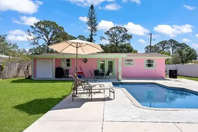 Image de Siesta Key Cottage with Heated Pool