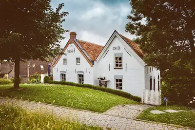 Image de Ferienhaus für 4 Gäste mit 92m² in Krummhörn