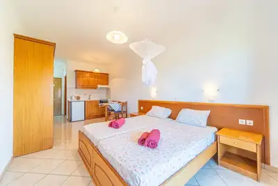 Image de Appartement 'Giannis 13' avec jardin partagé, Wi-Fi et climatisation