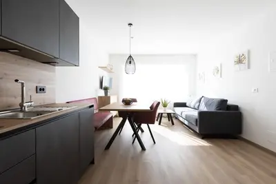 Image de Appartement \"Kleon 3\" avec vue sur les montagnes, piscine partagée et Wi-Fi
