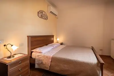 Image de Large and spacious apartment in Assisi for 6 guests