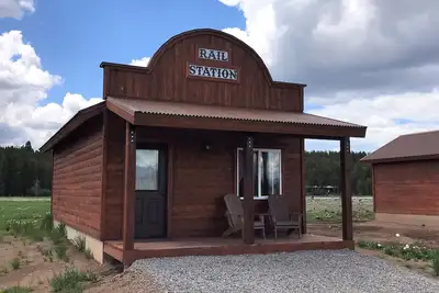 Image de Old West Escapes, Rail Station