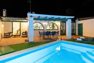 Image de Villa 4 chambres à Marbella avec piscine privée et bureau