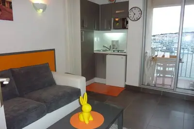 Image de Studio moderne climatisé pour 2 avec piscine au centre du Cap d'Agde