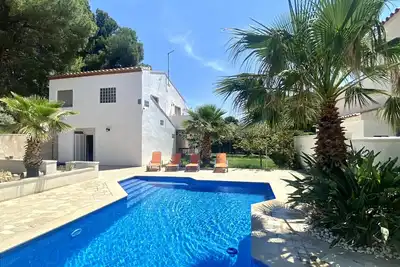 Image de Villa indépendante avec piscine privée près de la plage et du village de pêcheurs - Idéal familles