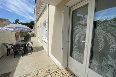Image de Charmante maison proche plages et centre, avec jardin et équipements complets