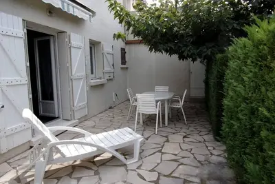 Image de Appartement rénové, 6 pers, terrasse, parking, proche centre et plage - Cap d'Agde