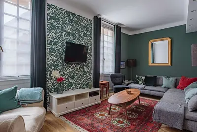 Image de Plein Centre Historique, Plage à 2 Pas, 3 Étoiles, Appartement Rénové, 1 Chambre