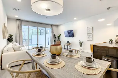 Image de Amazing Retreat/ Private Pool & Clubhouse Access