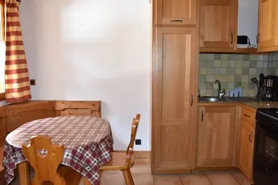 Image de Appartement en Chalet - Terrasse, Proche Pistes, Centre et Téléphérique, Animaux Admis