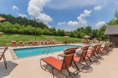 Image de Save! 2 Min to Pkwy! Luxury Apt Best Price