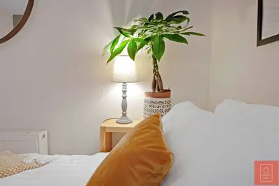 Image de Cheerful Stays: Spacious main door flat in Leith