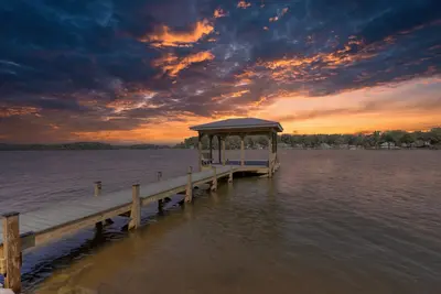Image de Pet friendly, west facing, Waterside Retreat on Lake Greenwood, Sc