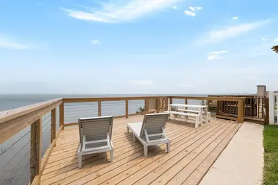 Sol-Mate | 3br Kid & Pet-Friendly Waterfront Home