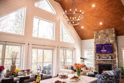 Image de Luxury Modern Lake Home - Dogs Welcome - Sleeps 12